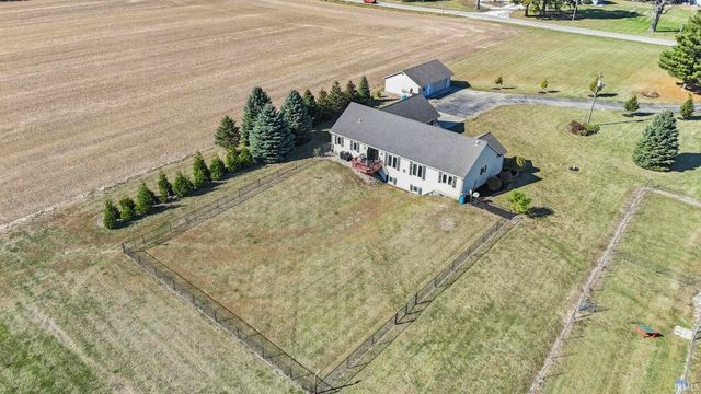 2866 W State Road 26, Hartford City, IN 47348