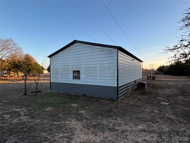 7977 Leavenworth, Mead, OK 73449