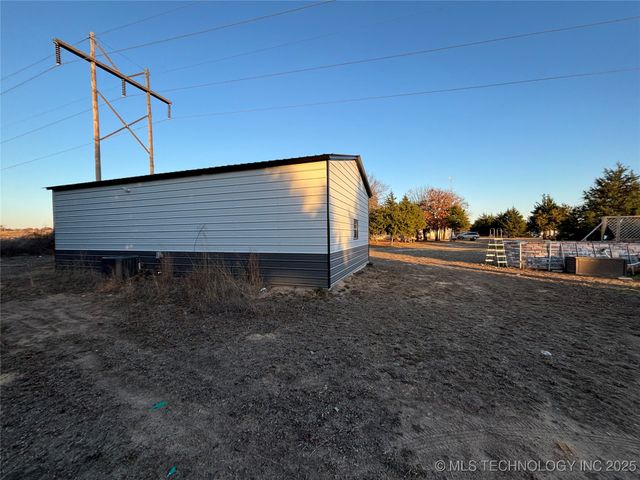 7977 Leavenworth, Mead, OK 73449
