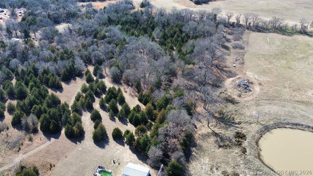 7977 Leavenworth, Mead, OK 73449