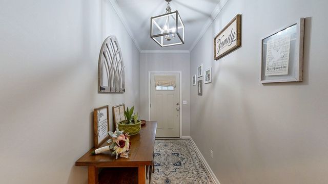103 Live Oak Court, Headland, AL 36345