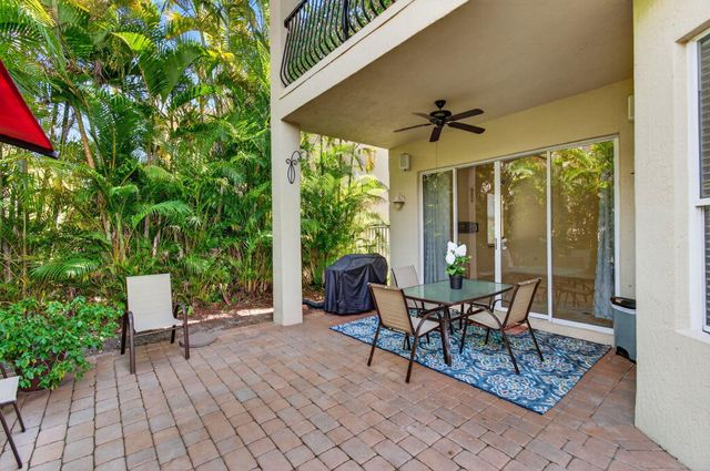 9839 Palma Vista Way, Boca Raton, FL 33428