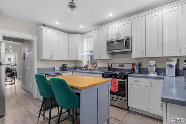 3902 Shaw Boulevard, St Louis, MO 63110