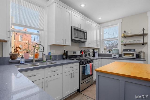 3902 Shaw Boulevard, St Louis, MO 63110