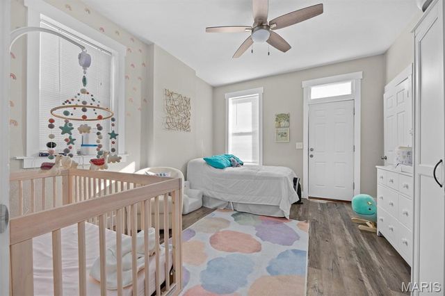 3902 Shaw Boulevard, St Louis, MO 63110