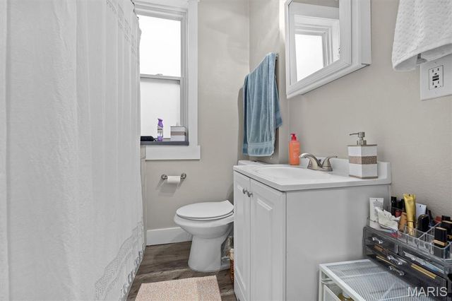 3902 Shaw Boulevard, St Louis, MO 63110