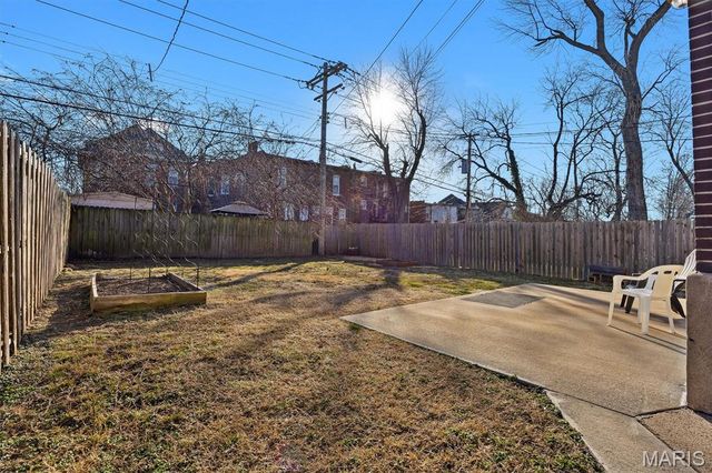 3902 Shaw Boulevard, St Louis, MO 63110