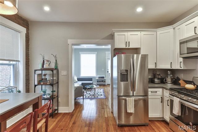 3902 Shaw Boulevard, St Louis, MO 63110