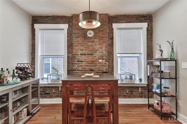 3902 Shaw Boulevard, St Louis, MO 63110