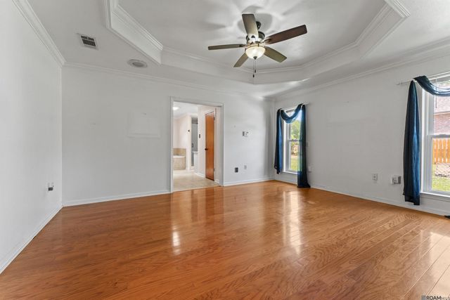 7021 Bryce Canyon Dr, Central, LA 70739