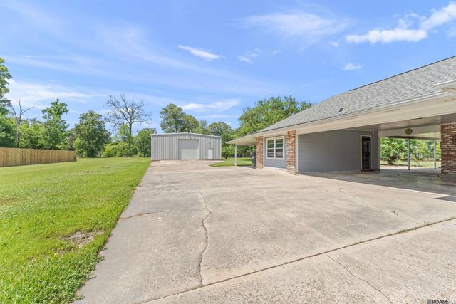 7021 Bryce Canyon Dr, Central, LA 70739