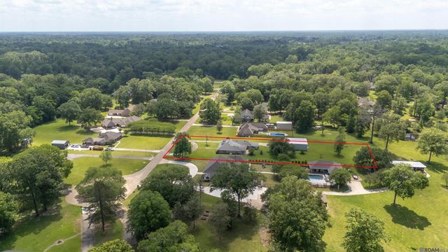 7021 Bryce Canyon Dr, Central, LA 70739