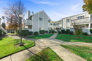 7401 Auburn Oaks Ct #M, Citrus Heights, CA 95621