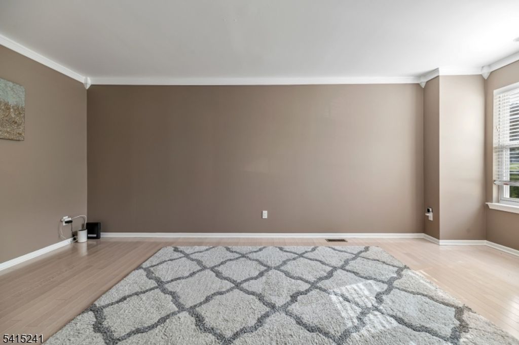 130 Butternut Dr 130, Wayne Twp., NJ 07470 — photo 3