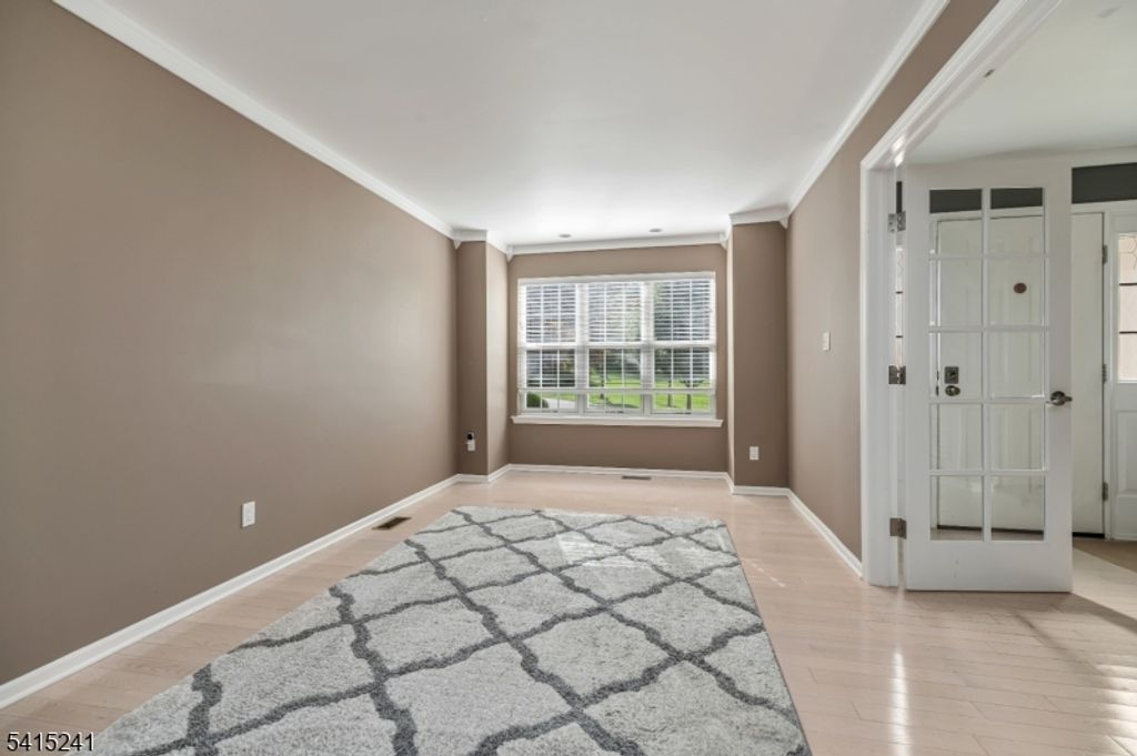 130 Butternut Dr 130, Wayne Twp., NJ 07470 — photo 4