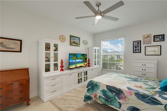 5691 Bent Pine Square, Vero Beach, FL 32967