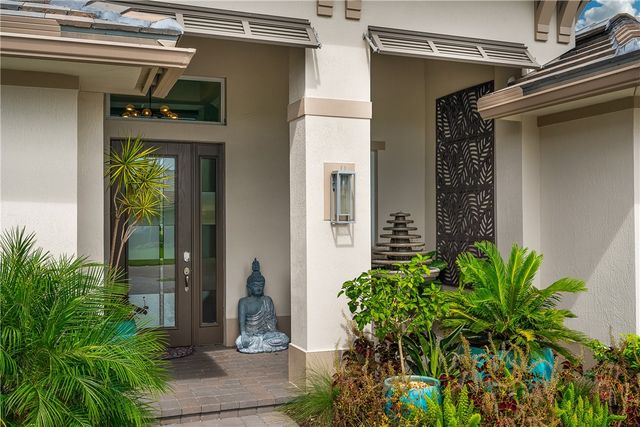 5691 Bent Pine Square, Vero Beach, FL 32967