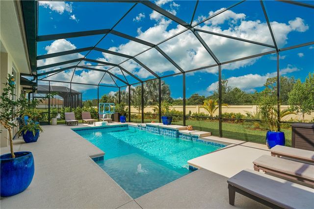 5691 Bent Pine Square, Vero Beach, FL 32967
