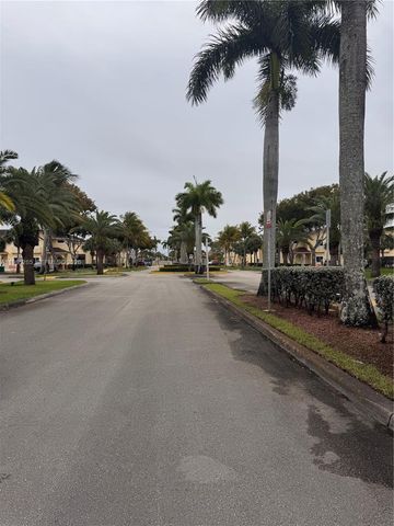 7400 NW 178th St 7400, Hialeah, FL 33015