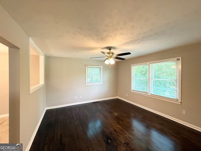 3169 Pennington Circle SW, Atlanta, GA 30354