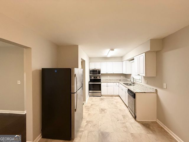 3169 Pennington Circle SW, Atlanta, GA 30354