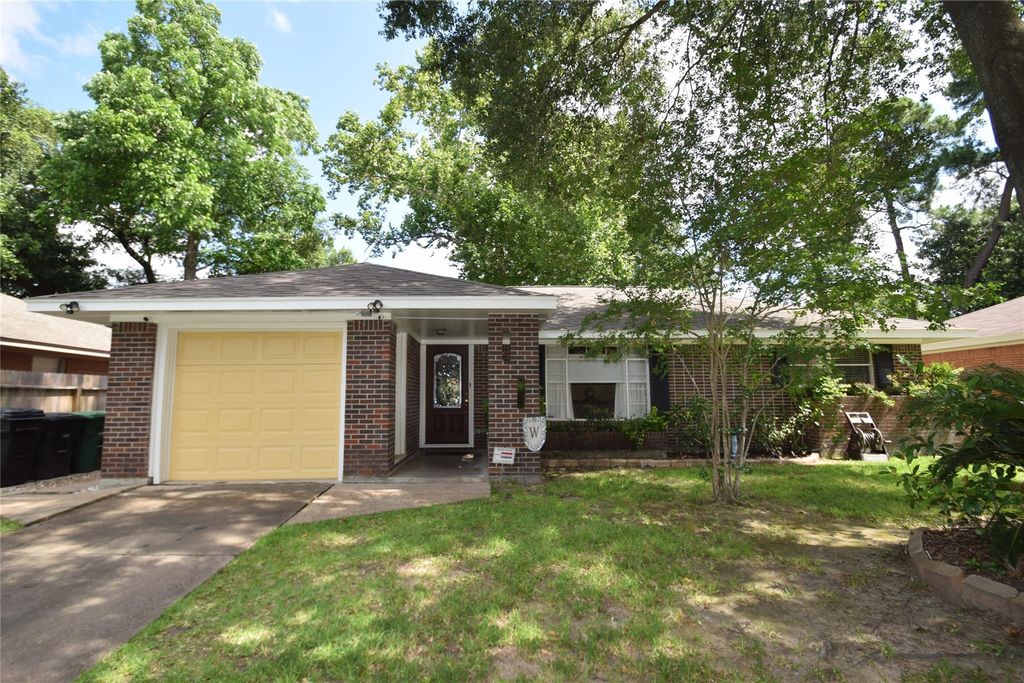 1130 Stonecrest Drive, Houston, TX 77018