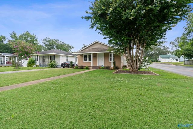 1130 9th Avenue, Decatur, AL 35601