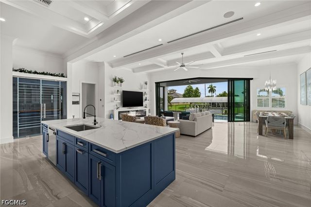 5305 Bayshore AVE, Cape Coral, FL 33904