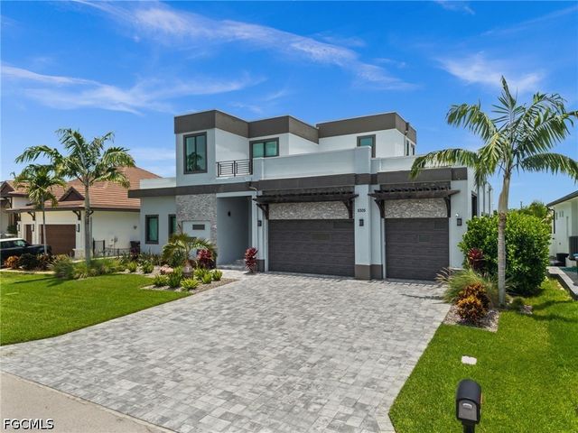 5305 Bayshore AVE, Cape Coral, FL 33904
