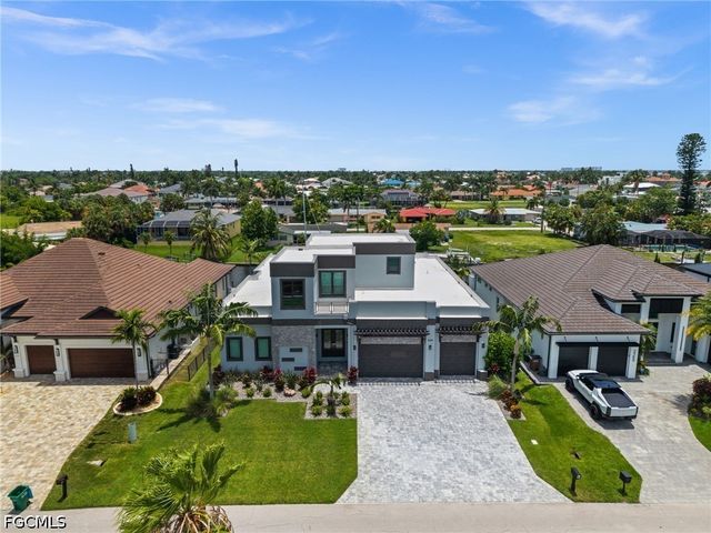 5305 Bayshore AVE, Cape Coral, FL 33904