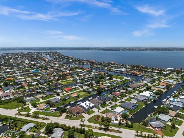 5305 Bayshore AVE, Cape Coral, FL 33904