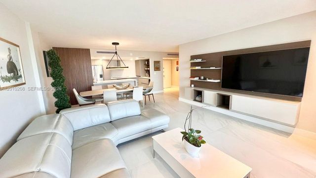 155 Ocean Lane Dr 1105, Key Biscayne, FL 33149