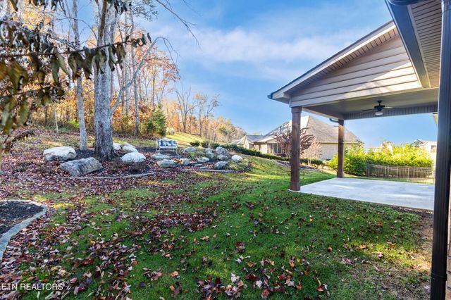 597 Carrington Blvd, Lenoir City, TN 37771