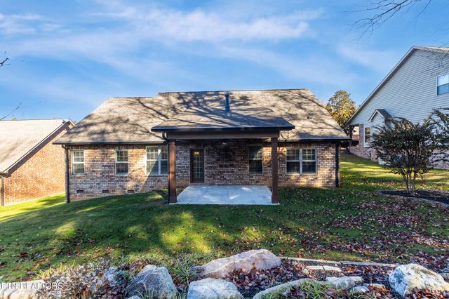 597 Carrington Blvd, Lenoir City, TN 37771