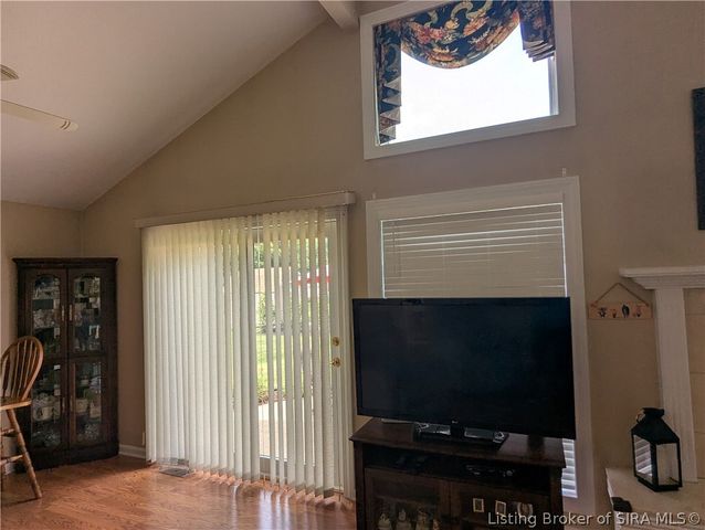 50 Virginia Drive, Jeffersonville, IN 47130