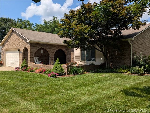 50 Virginia Drive, Jeffersonville, IN 47130