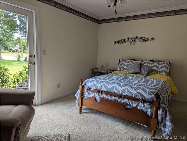50 Virginia Drive, Jeffersonville, IN 47130