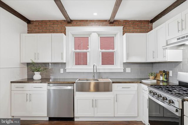 639 S WEST END, Lancaster, PA 17603