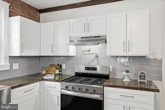 639 S WEST END, Lancaster, PA 17603