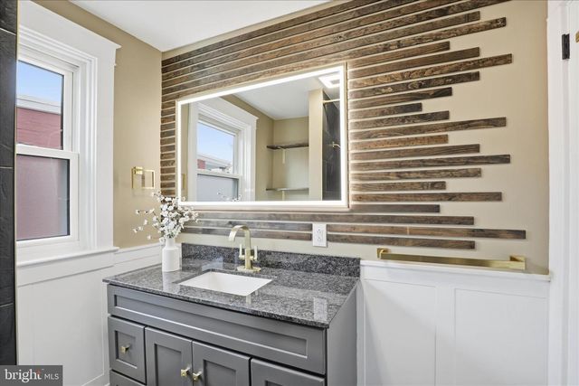 639 S WEST END, Lancaster, PA 17603