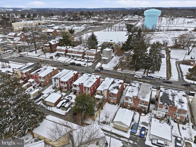 639 S WEST END, Lancaster, PA 17603