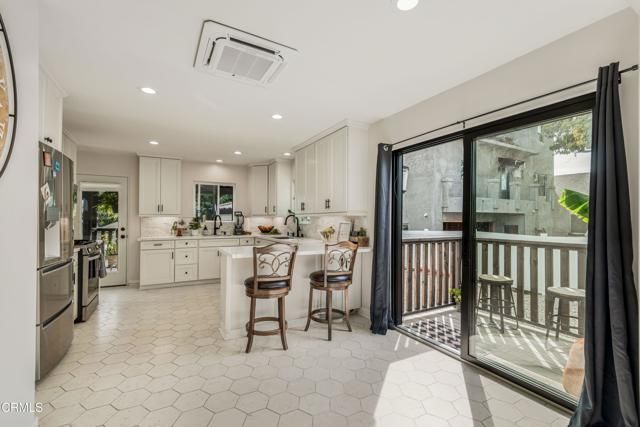 3880 Loma Vista Road, Ventura, CA 93003