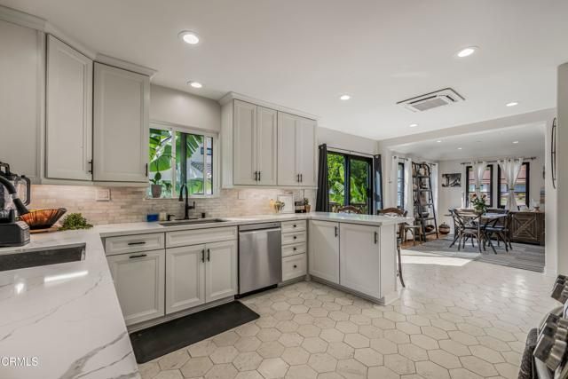 3880 Loma Vista Road, Ventura, CA 93003