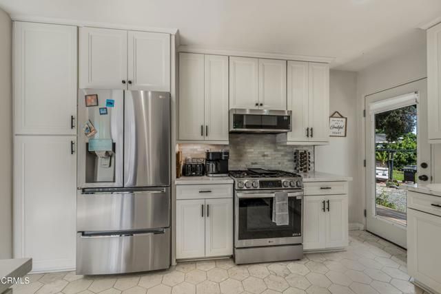 3880 Loma Vista Road, Ventura, CA 93003