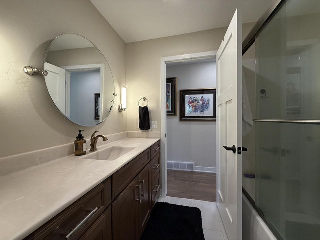 10801 N Vogel Road, Milton, WI 53563