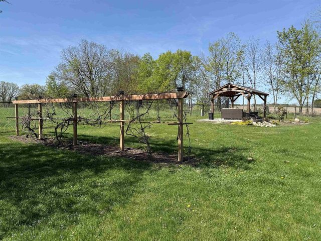 10801 N Vogel Road, Milton, WI 53563