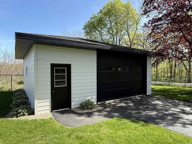 10801 N Vogel Road, Milton, WI 53563