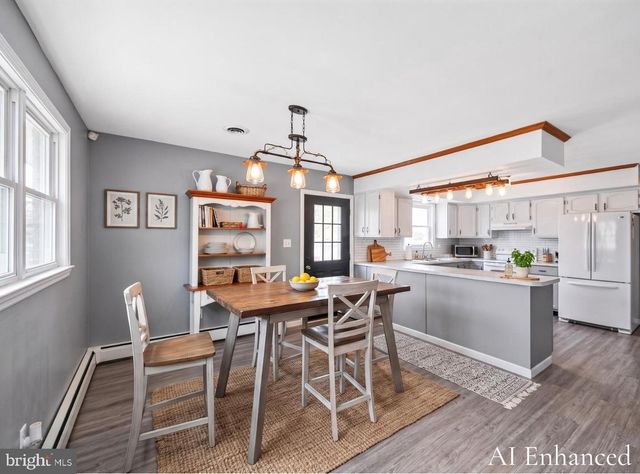 336 FOCHT LN, Hamburg, PA 19526