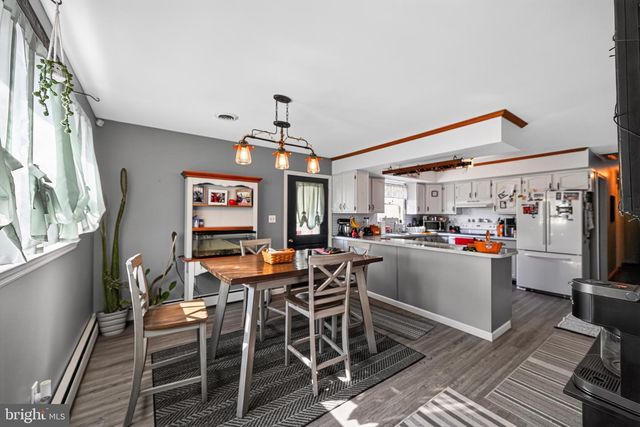 336 FOCHT LN, Hamburg, PA 19526