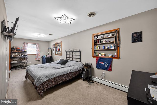 336 FOCHT LN, Hamburg, PA 19526
